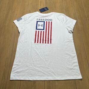 Under Armour Women's‎ American Freedom Flag T-Shirt Sz Large NWT